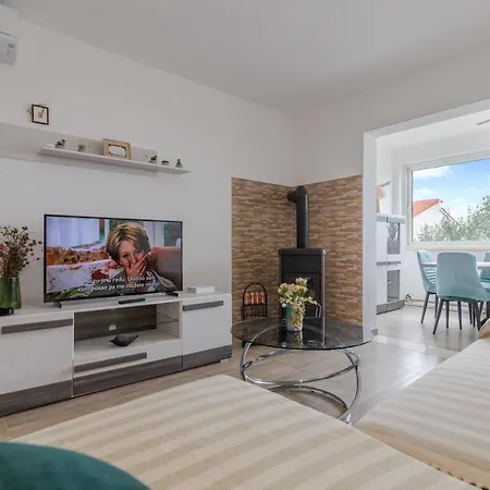 Didova Kuca Apartman *